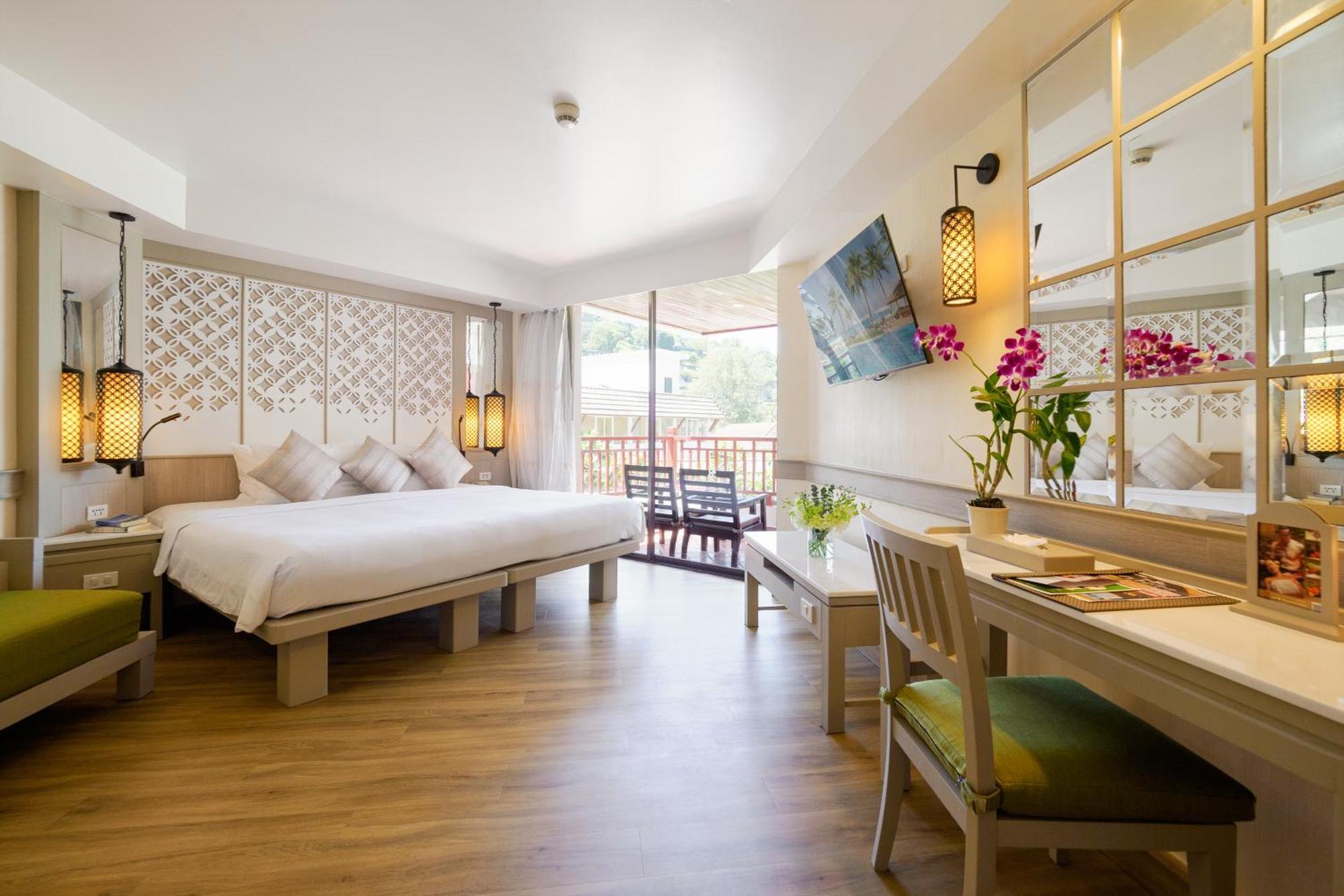 Deluxe Double or Twin Room with Garden View